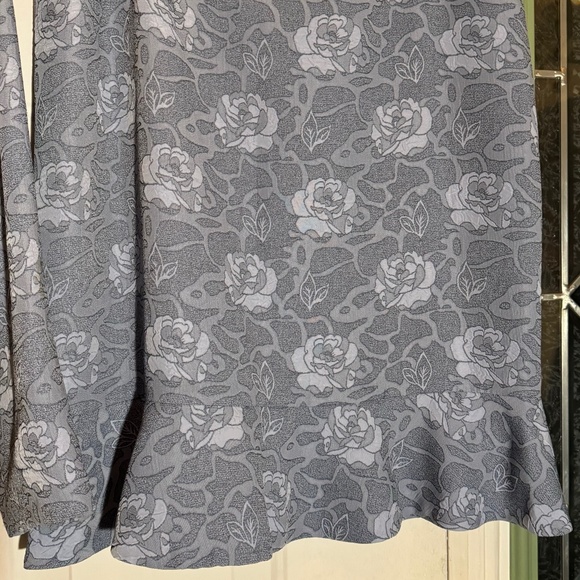 Jacket and skirt set - Picture 5 of 8